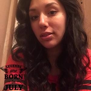 Meet your Posher, Crystal